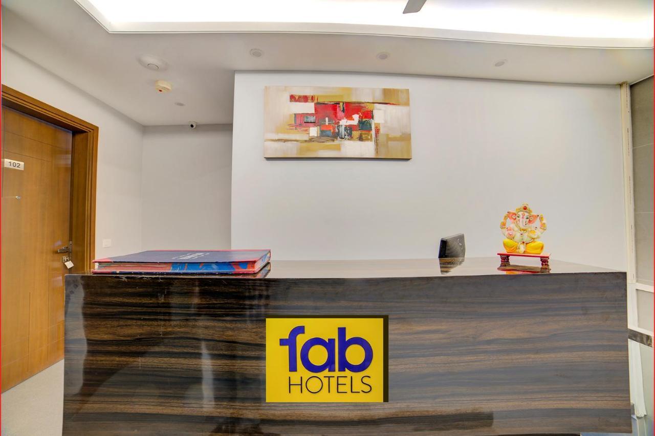 FabHotel Exotica Greenpark - Fully Vaccinated Staff Nuova Delhi Esterno foto